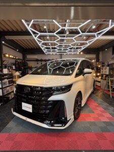 トヨタ ヴェルファイア SPECIALセットプラン② セラミックスペシャルセット 施工写真1
